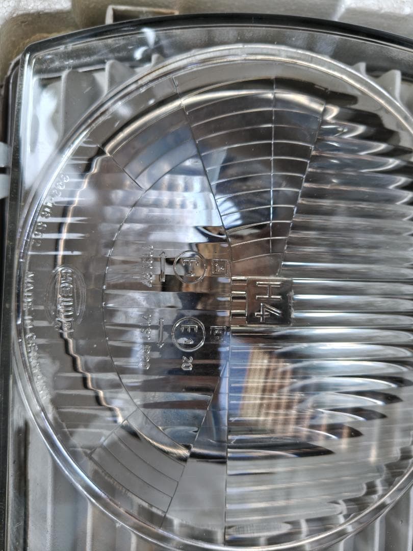 「希少」W123ベンツ　ヘッドライト