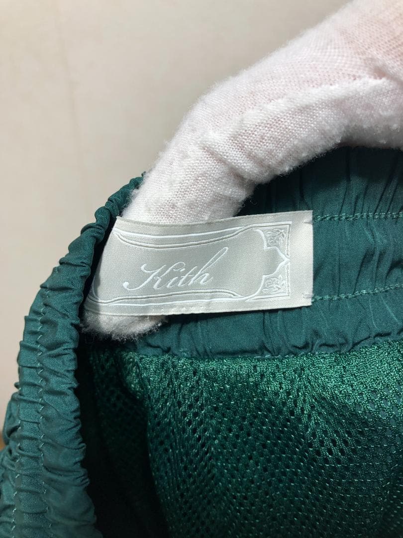 047051 KITH ナイロン ショート パンツ グリーン ハーフ ショーツ