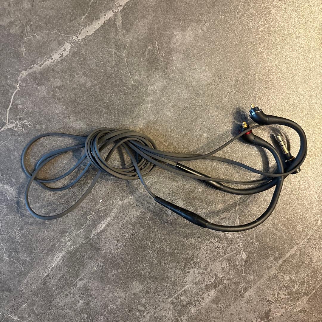 イヤホン SONY XBA-Z5