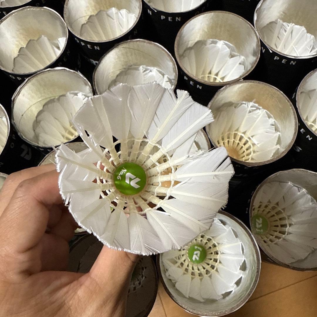 バドミントン フェザー シャトルコック シャトル 中古 600球