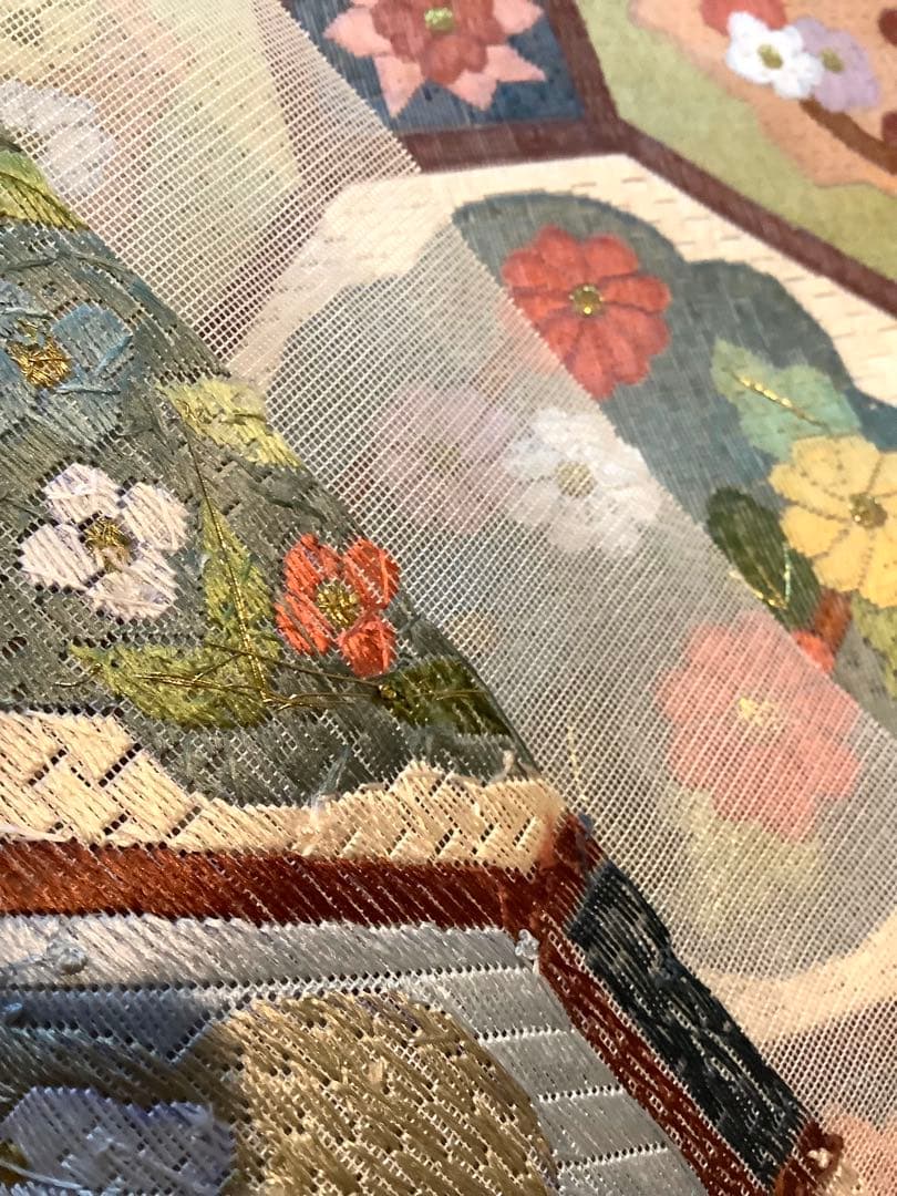 帯端切れ / 西陣【絽刺し】蜀江文様 総刺繍 幅32×226㎝ タペストリー等に