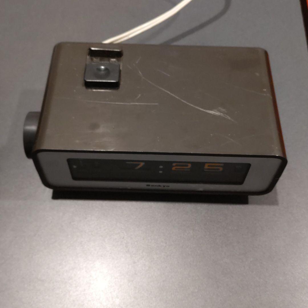 レア 昭和レトロ　Sankyo 目覚まし時計