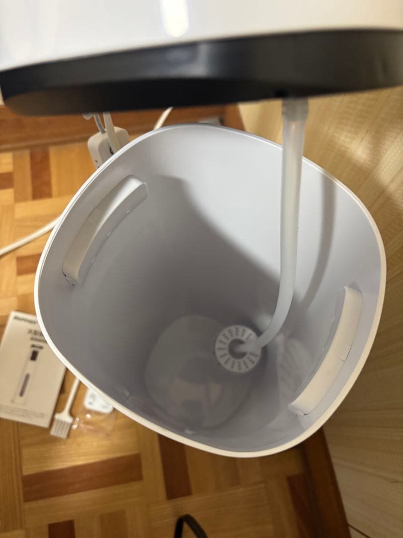 大型加湿器 9リットル　ホワイト リモコン付き