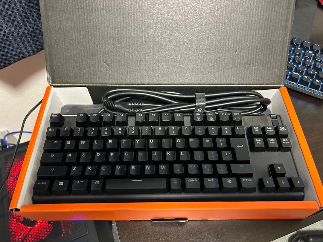 【美品】SteelSeries Apex 7 TKL キーボード