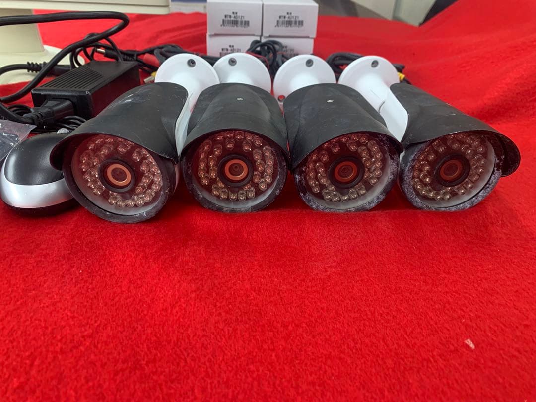 NSS 防犯カメラNSD3004AHD +ワイドモニタ+100万カメラ4台セット