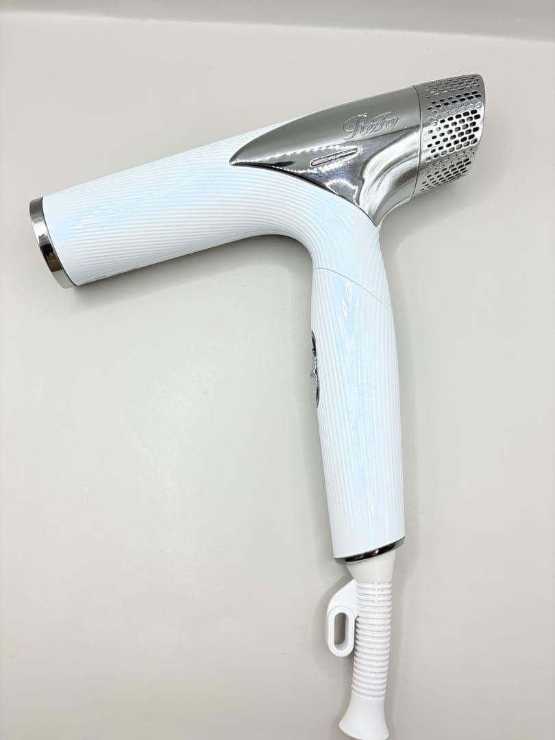 【2024年製】 リファ ドライヤー スマート RE-AN-02A 483