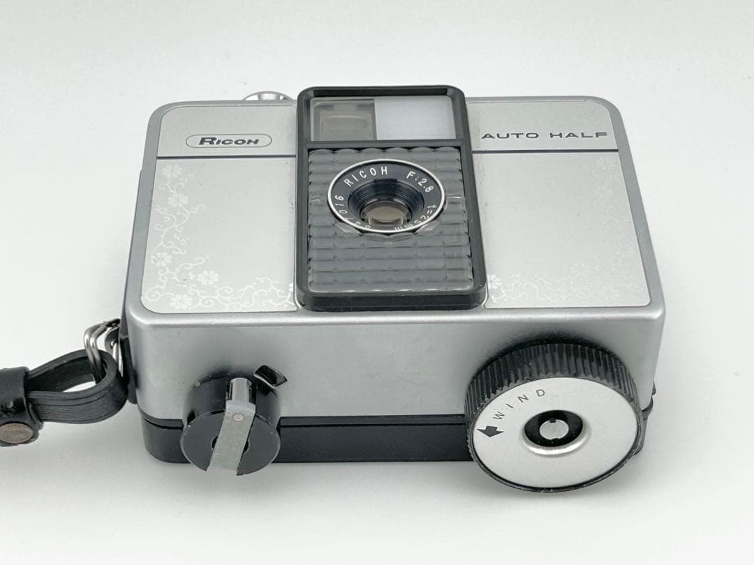 【完動品】美品　RICOH AUTO HALF E フィルムカメラ 動作確認済