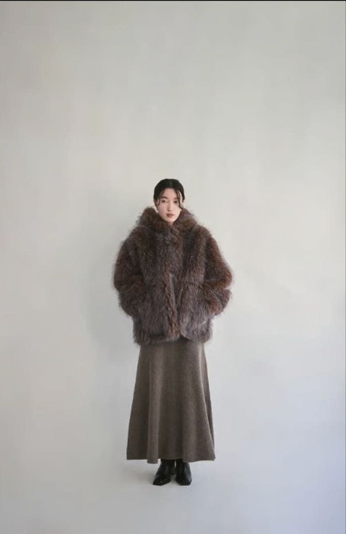 ジャケット・アウター THINK FUR Fox Like Fur Hoodie Coat