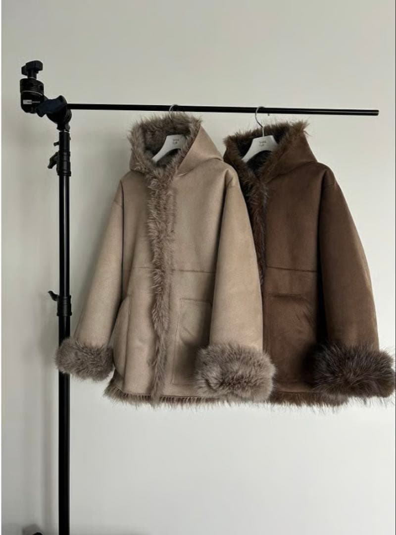 ジャケット・アウター THINK FUR Fox Like Fur Hoodie Coat