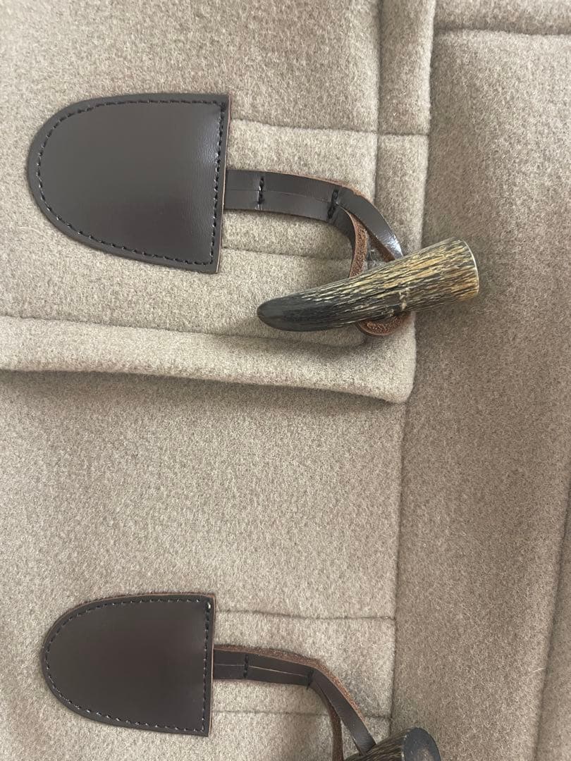 ベージュ ダッフルコート フード付き　バーバリー 美品　半額以下