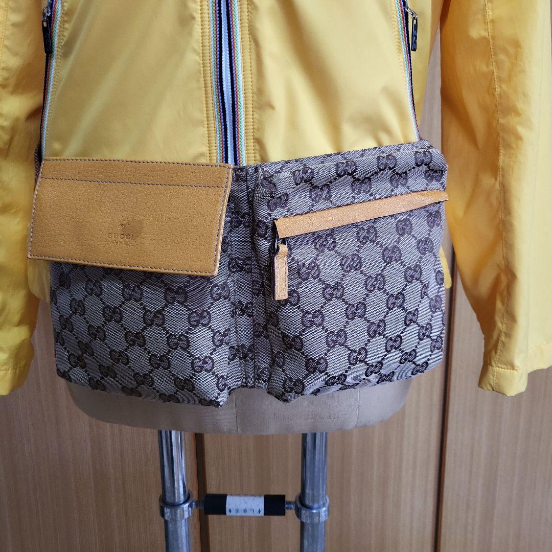 グッチウエストバック