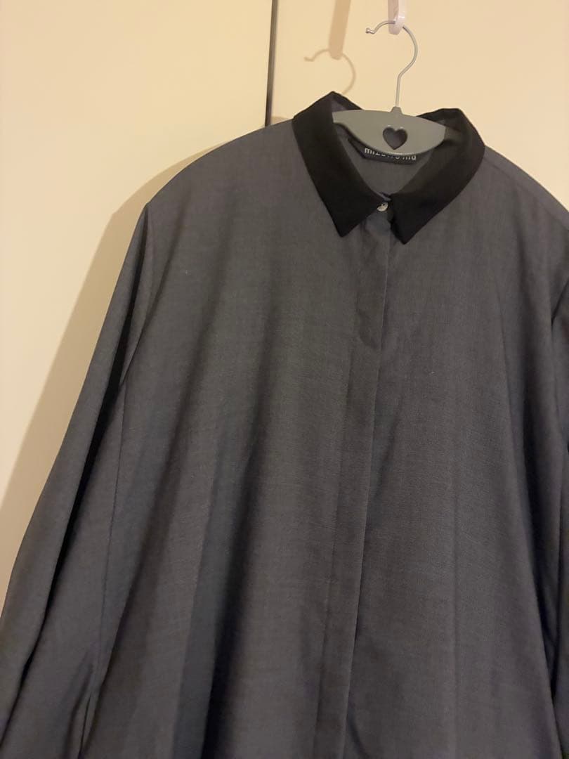 【美品】ミズイロインド　グレー　長袖シャツワンピース