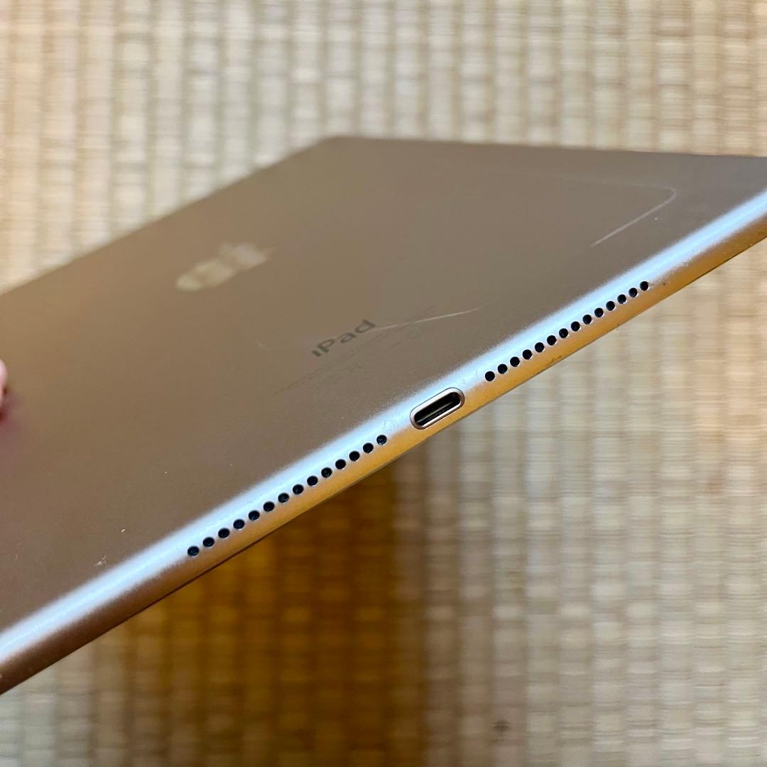 iPad Air 2 FH182J/A Wi-Fi 64GB ゴールド