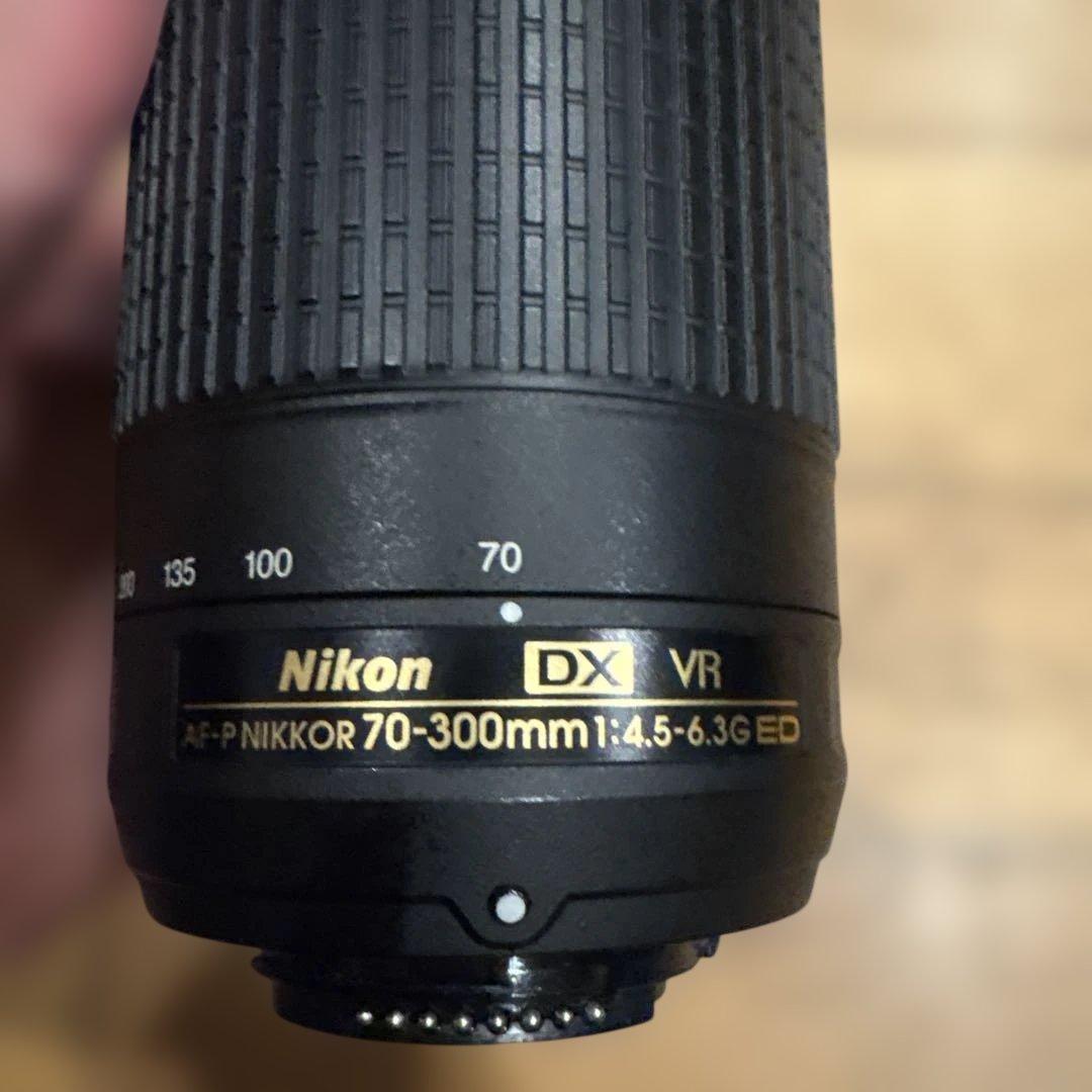 Nikon 70-300mm f/4.5-6.3G ED VR ズームレンズ