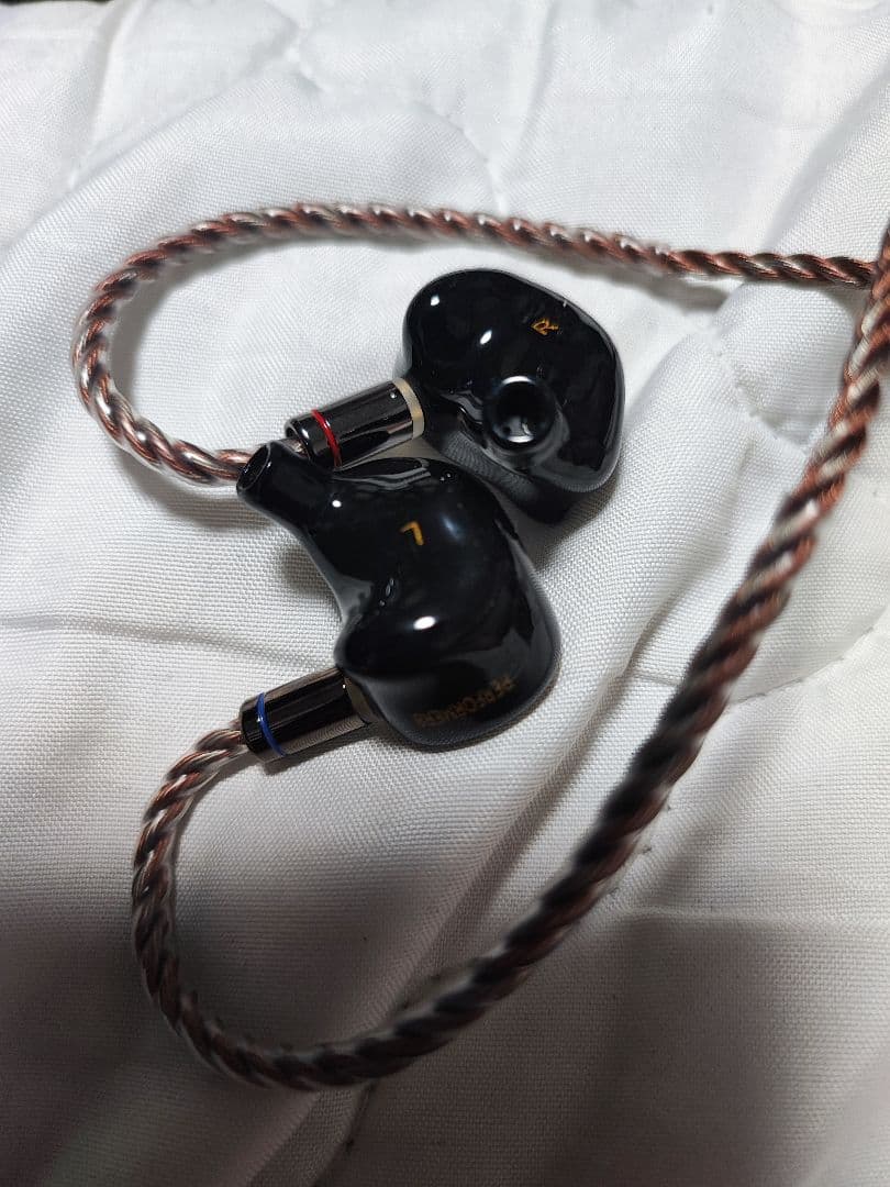 イヤホン AFUL PERFORMER8 4.4mm