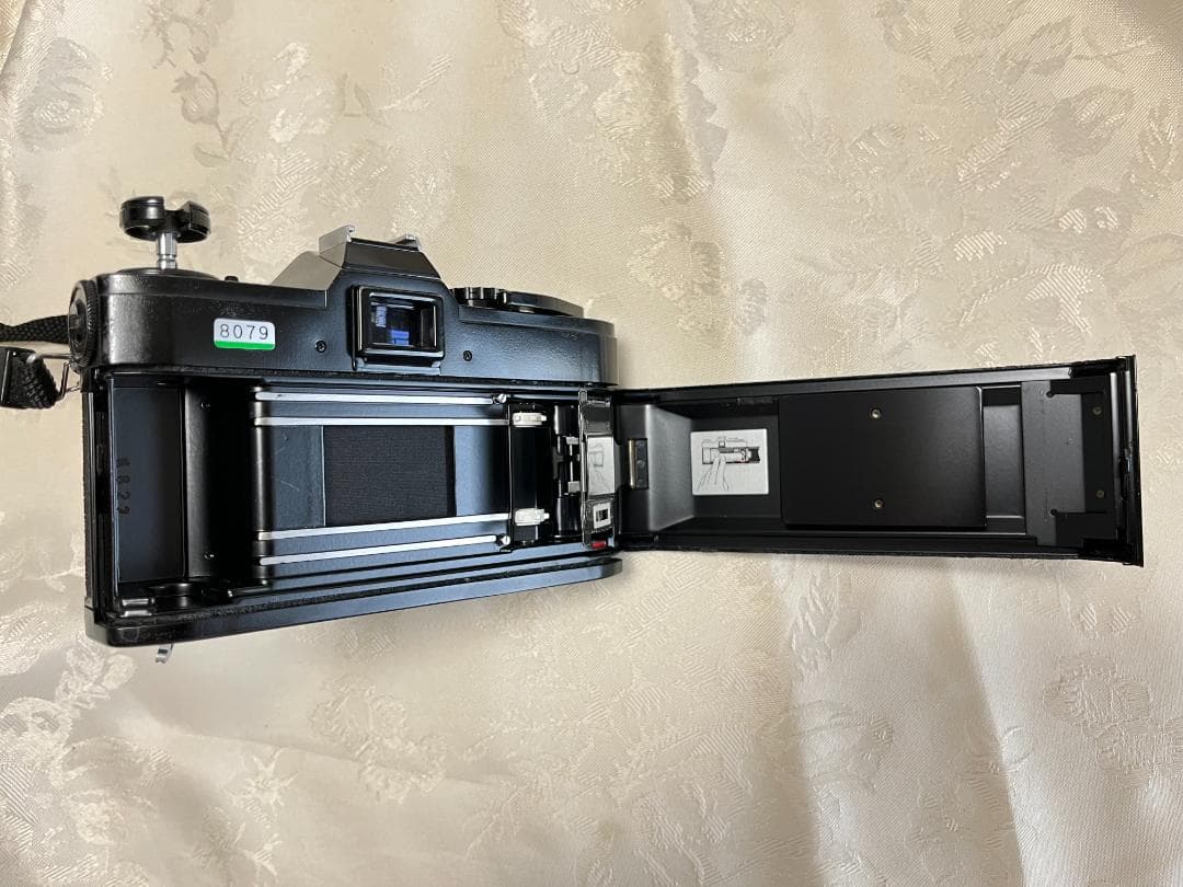 CANON FT　ブラック　 ５０ＭＭと70-210ＭＭズームレンズ付き