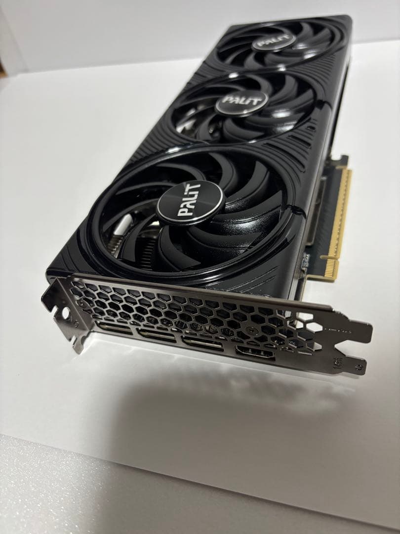 PALIT GeForce RTX 5060 Ti 16GB 中古美品