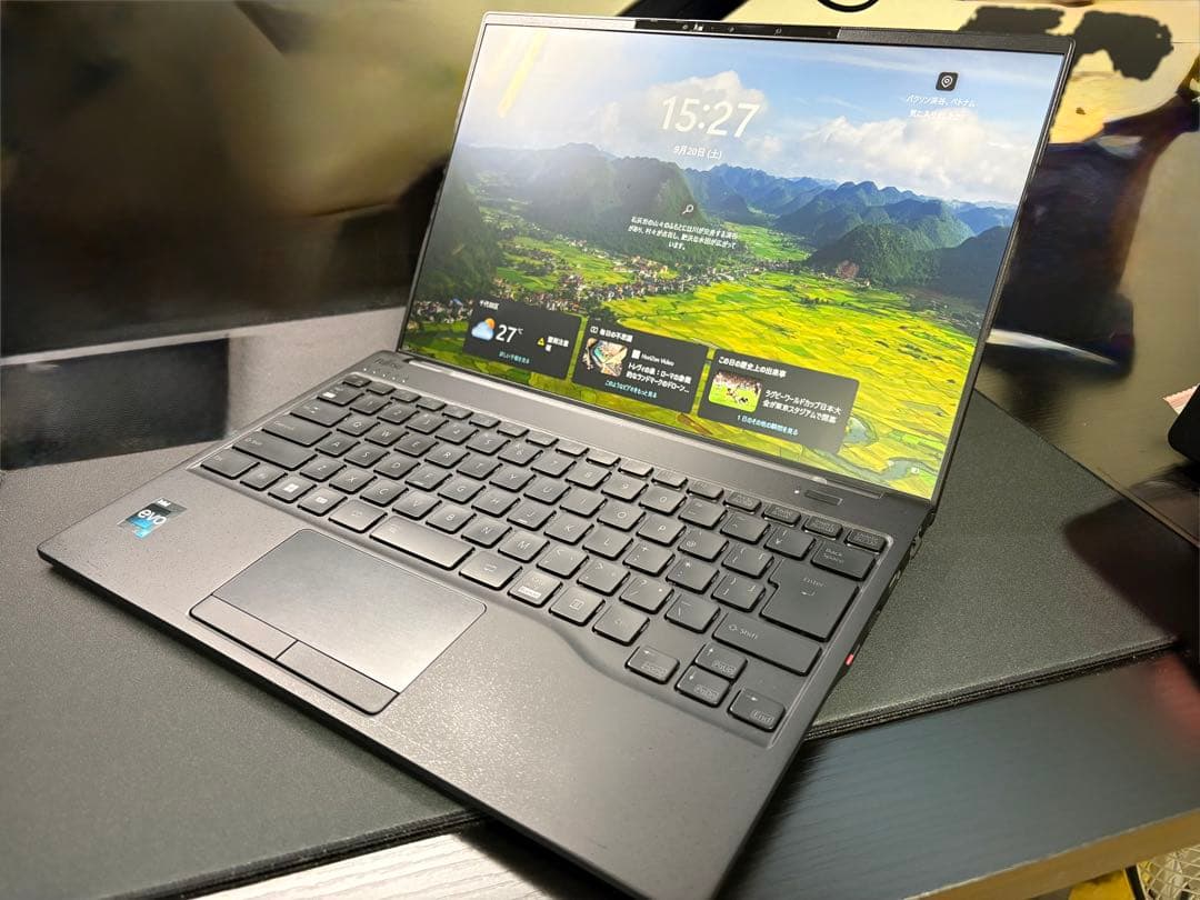 【モンブさん専用】富士通 14インチ FMV-Zero LIFEBOOK-UH