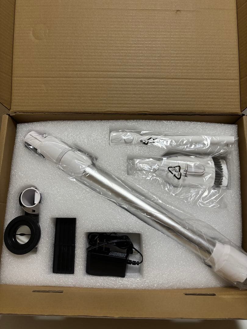 【新品未使用、匿名配送‼️】掃除機 コードレス 業界初除菌機能搭載・85Kpa吸引