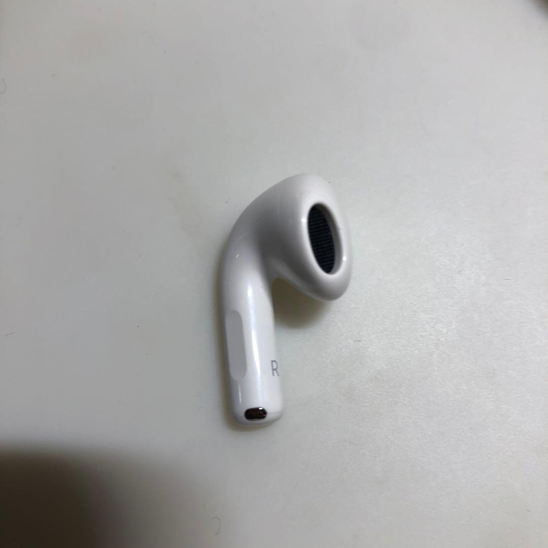 Apple AirPods 第4世代　ANC 右耳　右側　右