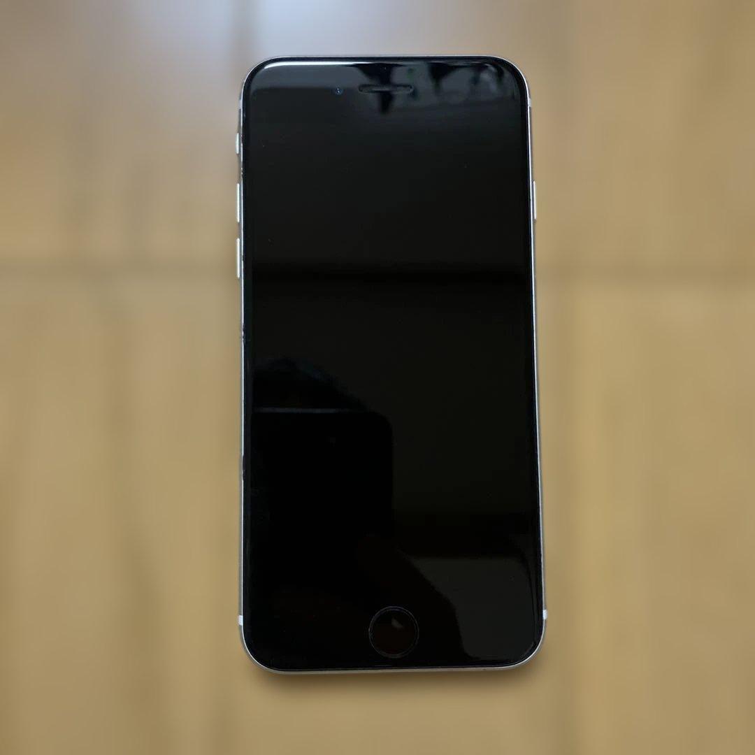 iPhone SE2ホワイト 128GB ドコモ　SIMフリー　極美品