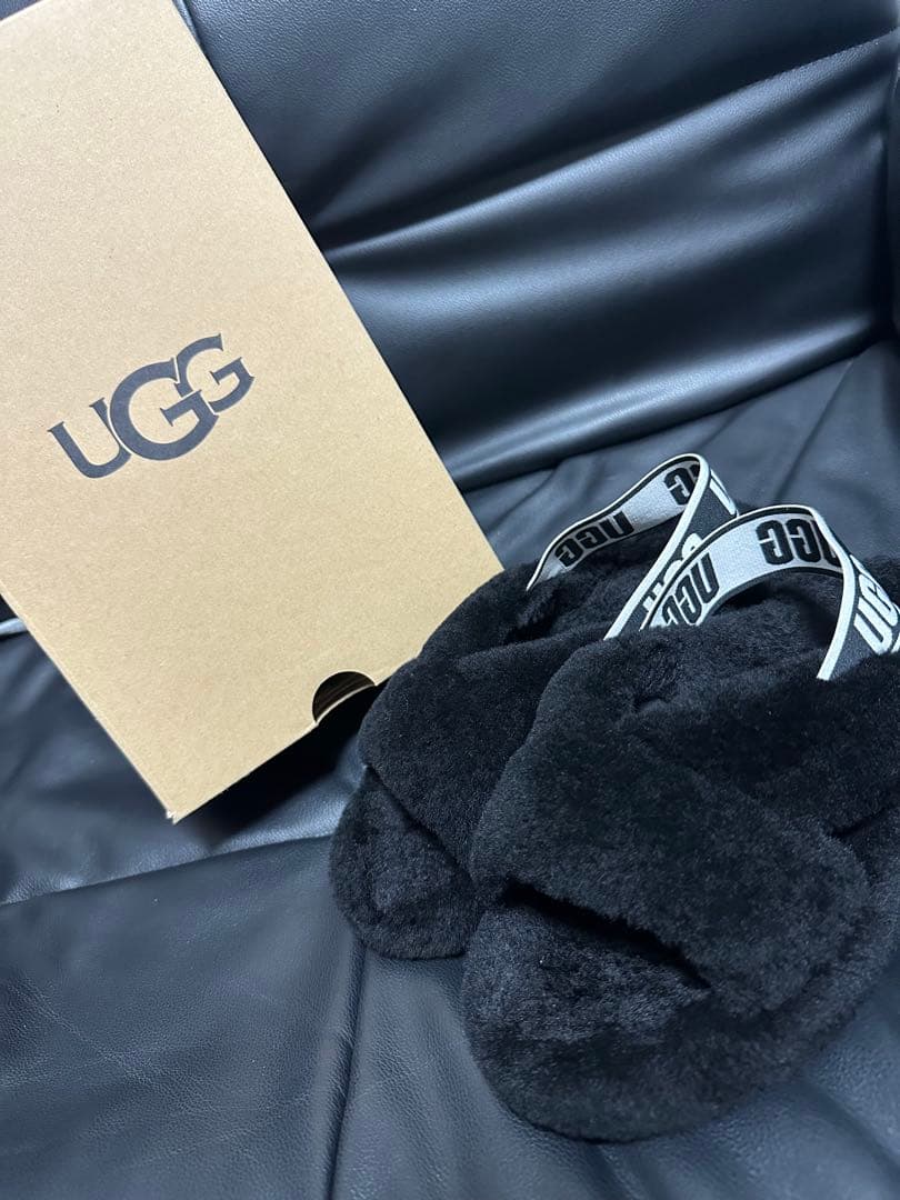 UGG ブラック サンダル サイズ6