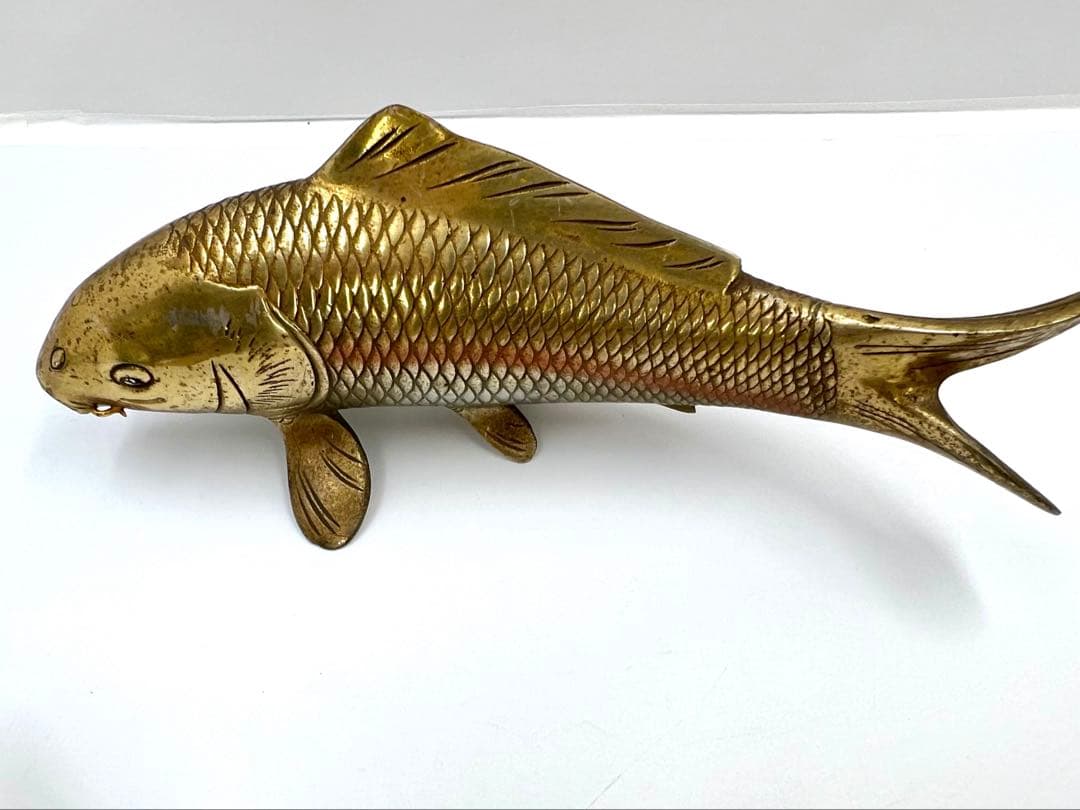 双鯉 在銘 金銀 ２匹揃 金属工芸 置物 縁起物 鯉 在銘