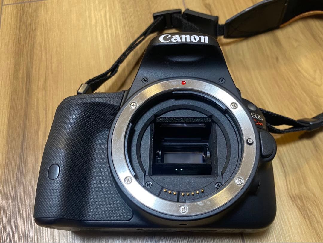 Canon 一眼レフカメラ ダブルズームキット EOS kiss X7