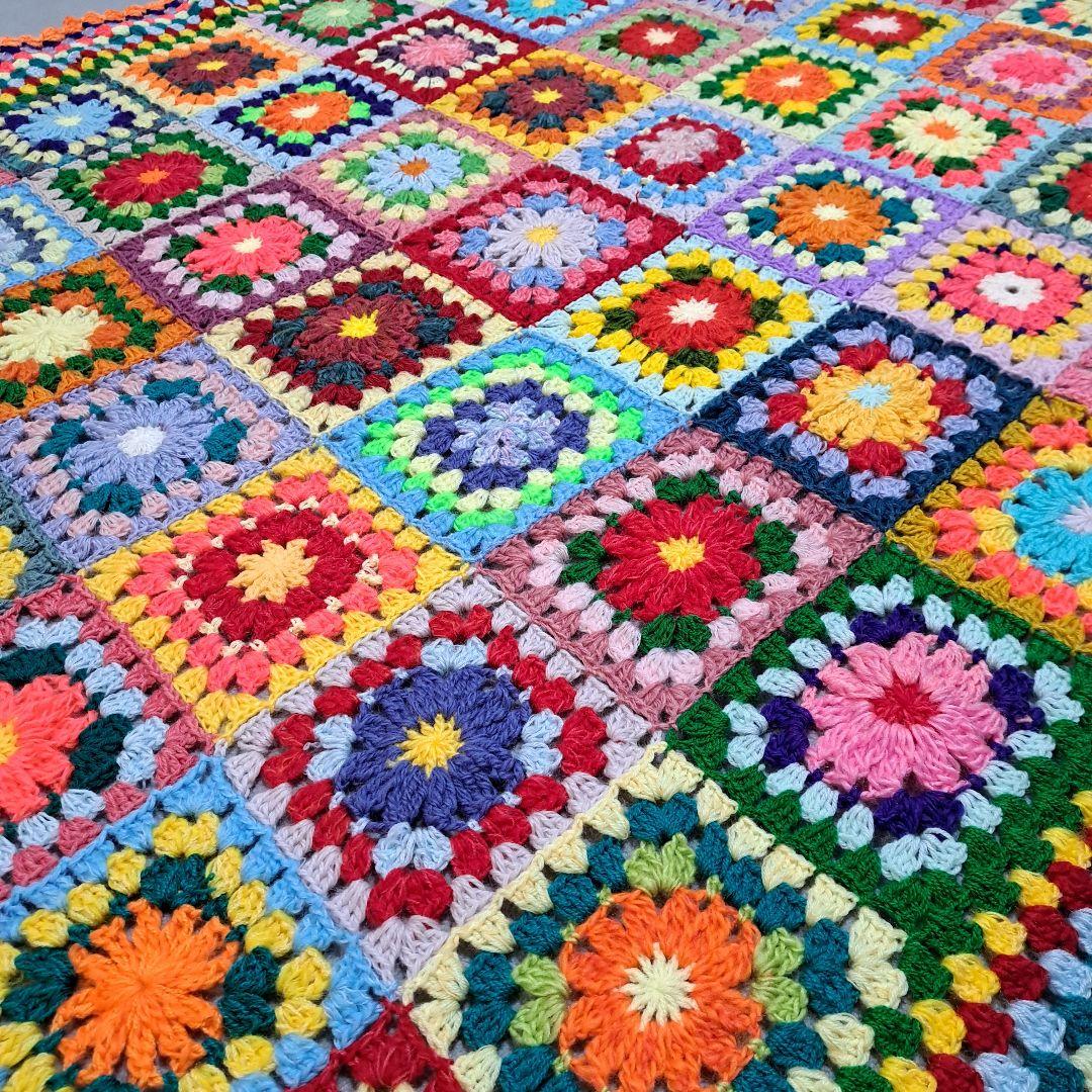 (144)カラフルなグラニースクエアブランケット★匿名発送★