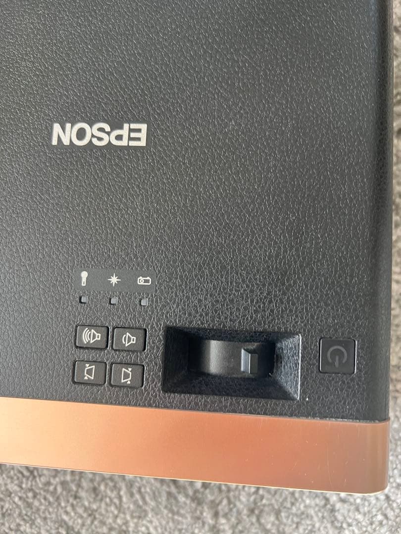 epson ブラック　エプソン　EF-100B プロジェクター　動作確認済み