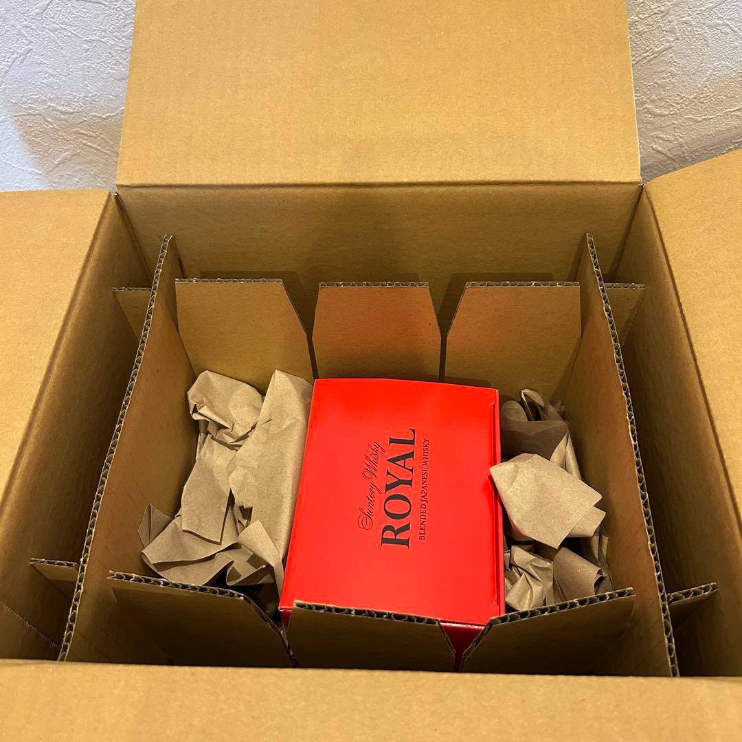 【限定品】サントリー ウイスキー ローヤル〈 午歳 〉ボトル 2026年 馬年