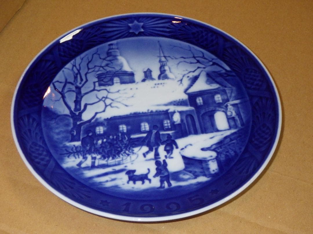 希少 新品 1995年 ロイヤルコペンハーゲン ポーセリン イヤープレート 箱付