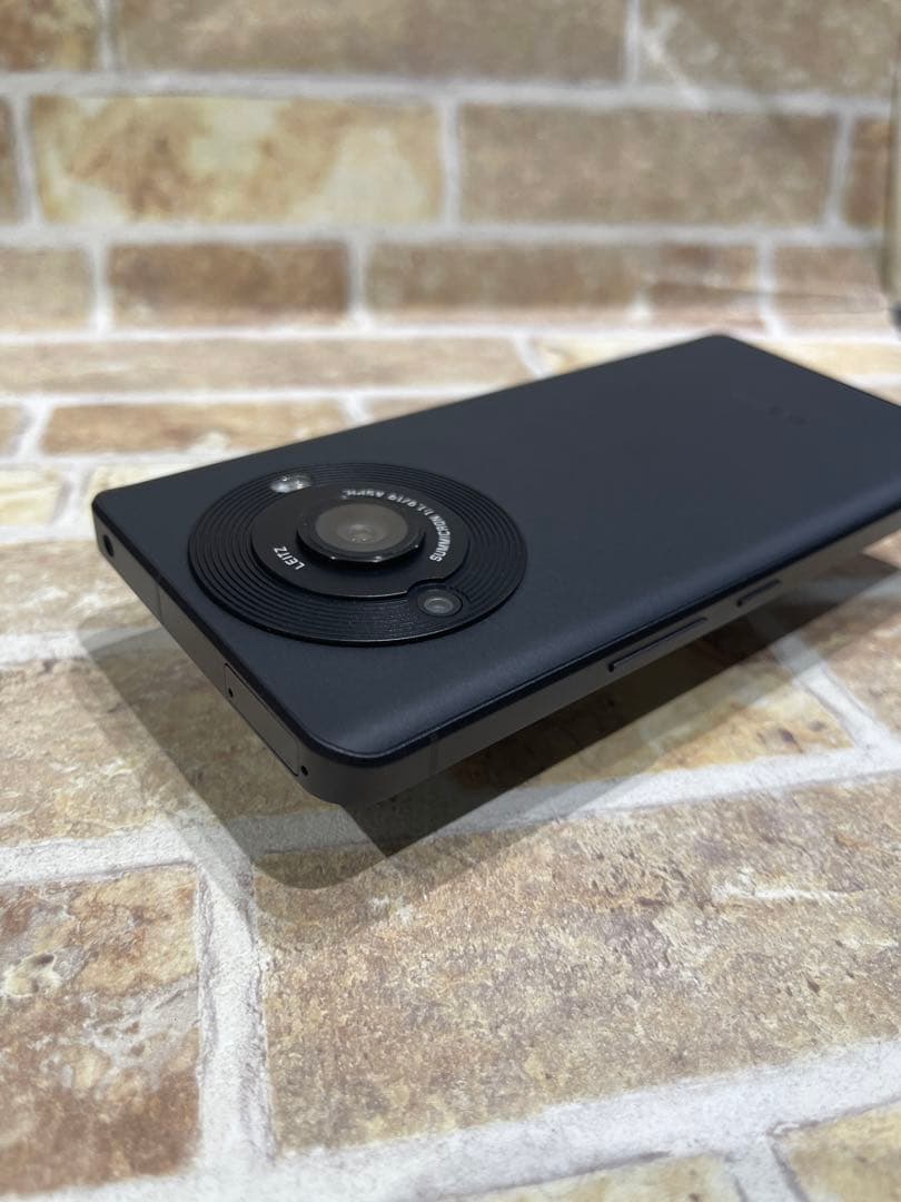 SIMフリー AQUOS R8 pro 256GB ブラック 電池良好