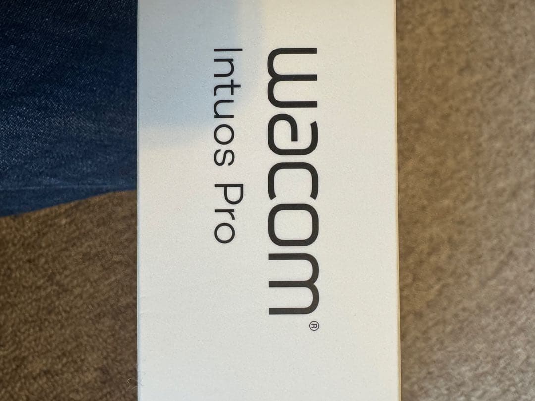 ワコム ペンタブレット Wacom Intuos Pro Sサイズ