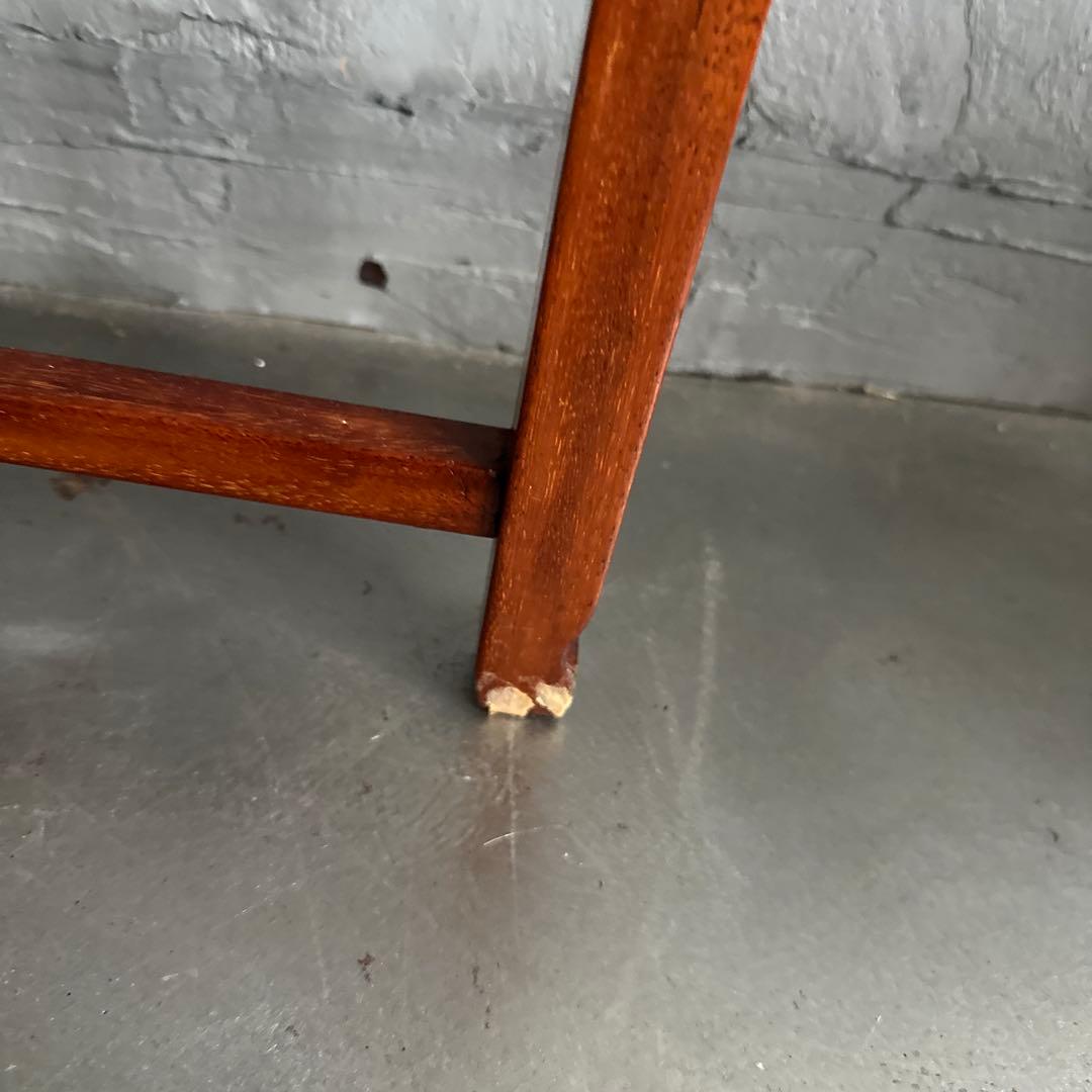 瞬間的お値下げ❣️木製サイドテーブル 貝殻装飾