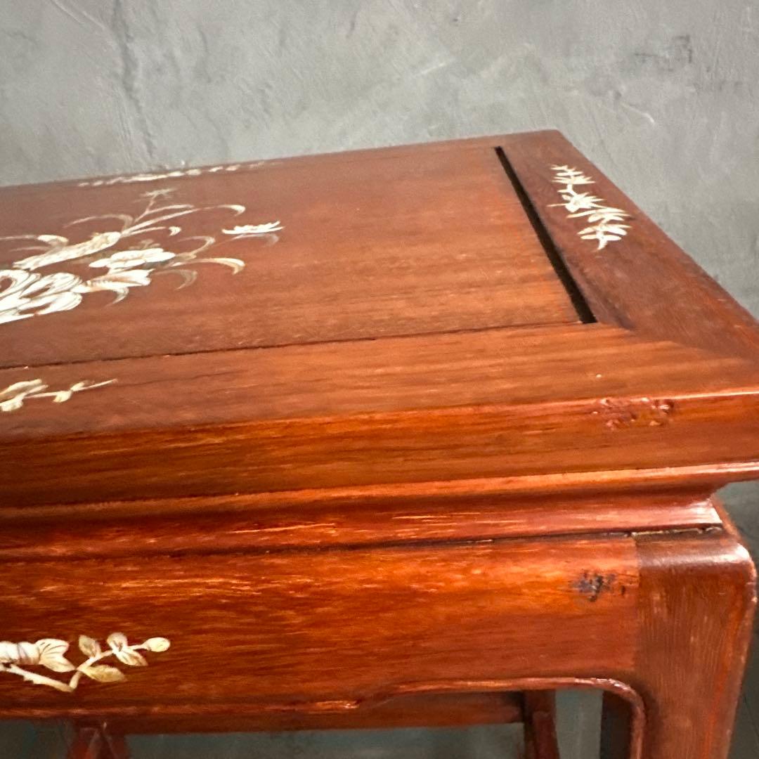 瞬間的お値下げ❣️木製サイドテーブル 貝殻装飾