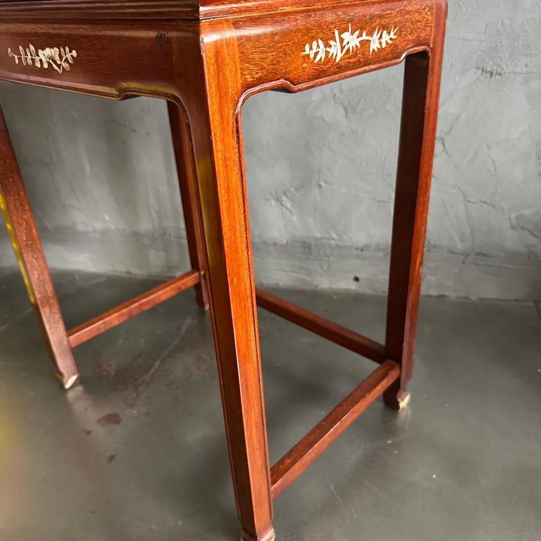 瞬間的お値下げ❣️木製サイドテーブル 貝殻装飾