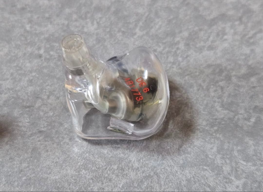 ultimate ears UE6 to go (右耳のみ)