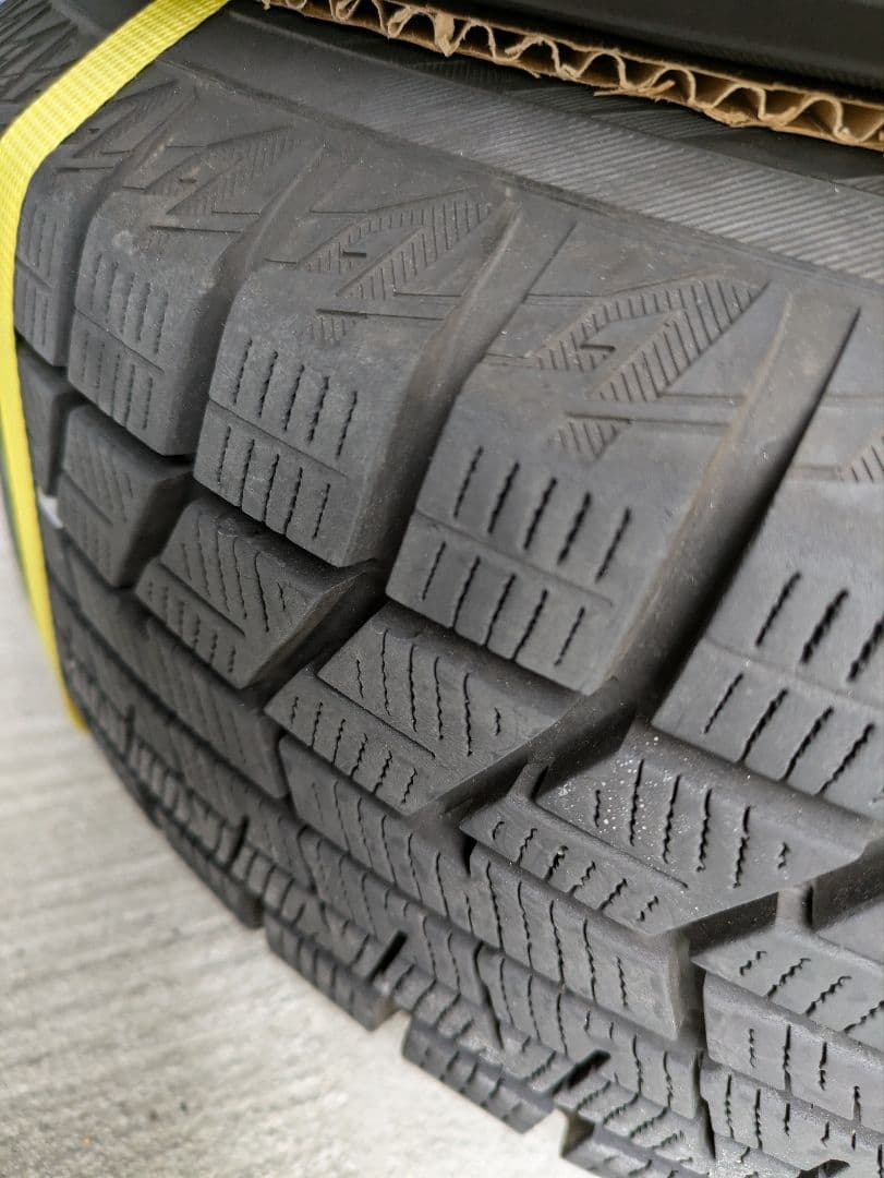 ヨッシー①　14インチ　スタッドレス 　165/65R14