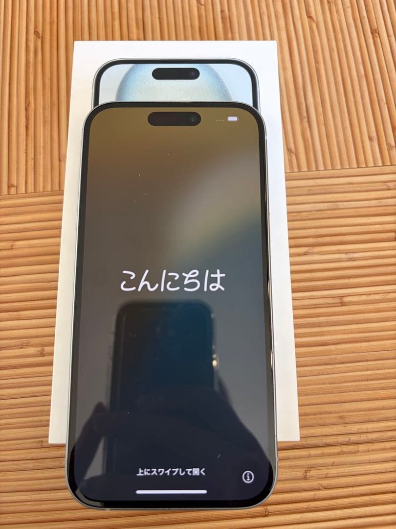 携帯電話本体 iPhone15 256GB