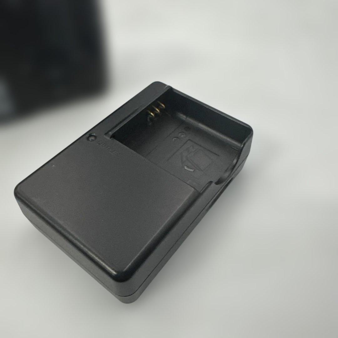 ②RICOH GX200 コンパクトデジタルカメラ