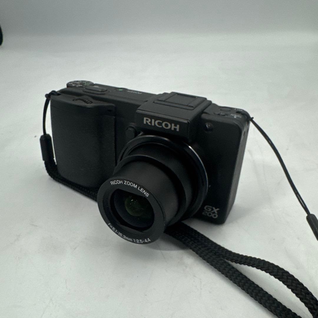 ②RICOH GX200 コンパクトデジタルカメラ