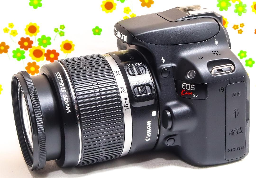 Canon kiss x7☆スマホ転送♪☆超小型・軽量☆超望遠ダブルレンズ付き
