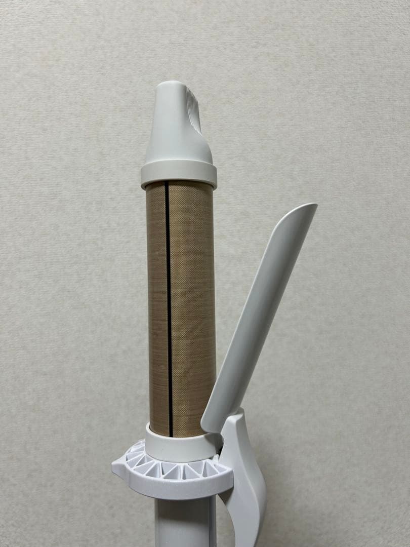 【超美品】KINUJO カールヘアアイロン 32 ホワイト