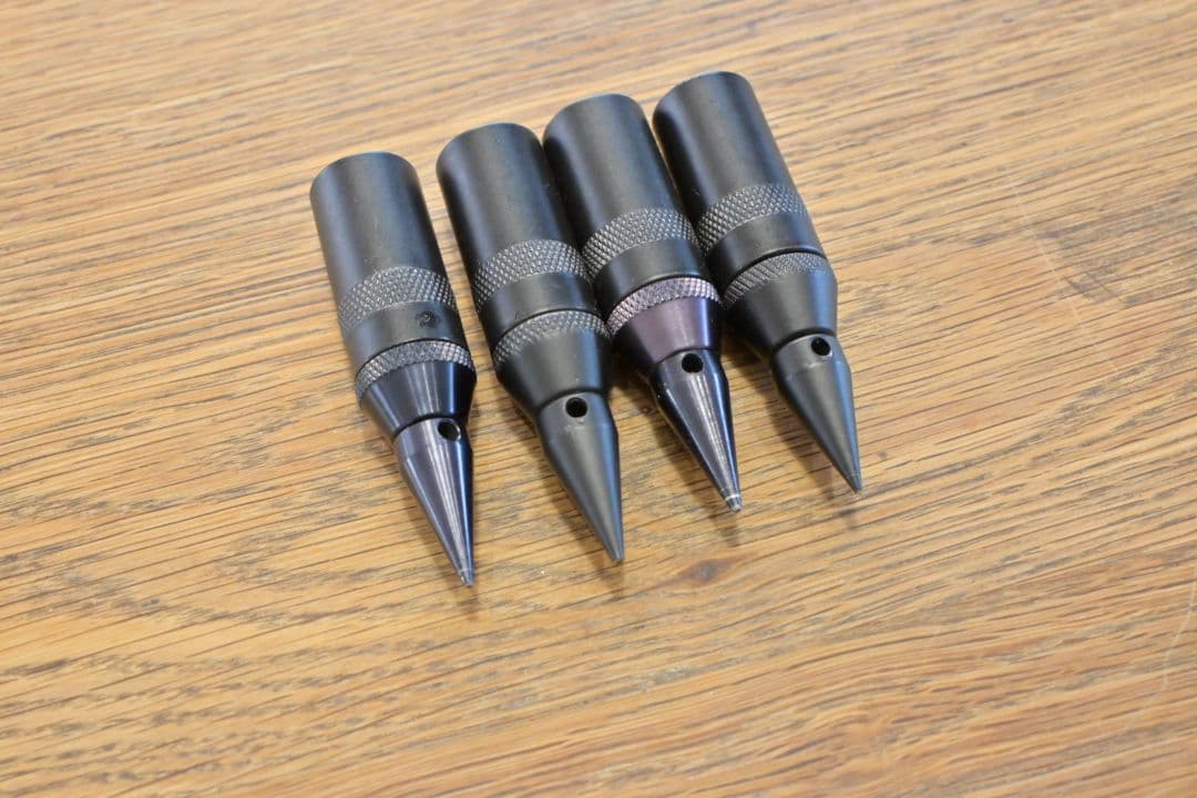 QUADRASPIRE　スパイク　ブラック　19mm 4個