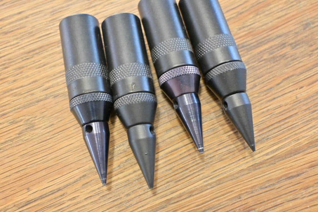 QUADRASPIRE　スパイク　ブラック　19mm 4個