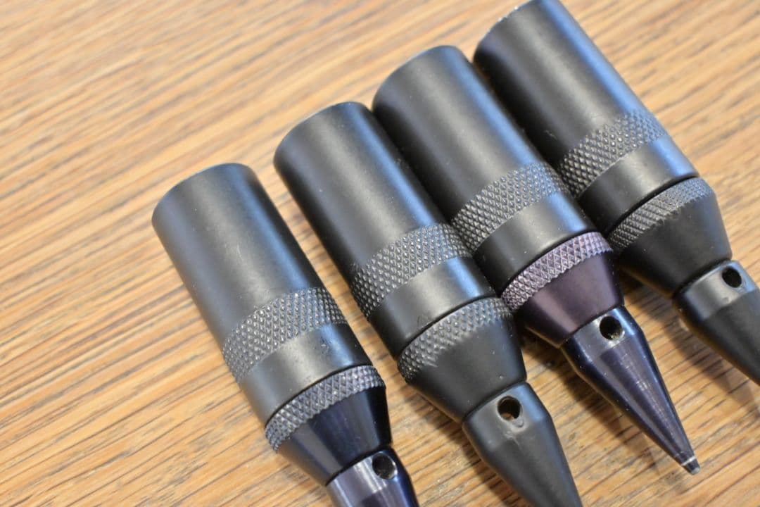 QUADRASPIRE　スパイク　ブラック　19mm 4個