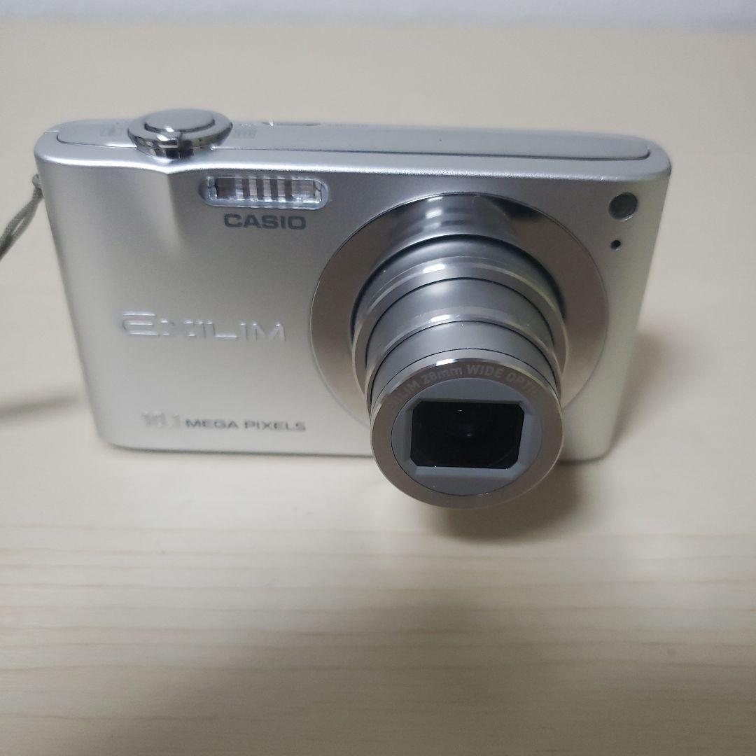 ★美品CASIO デジカメ EXILIM ZOOM EX-Z100 備品完備