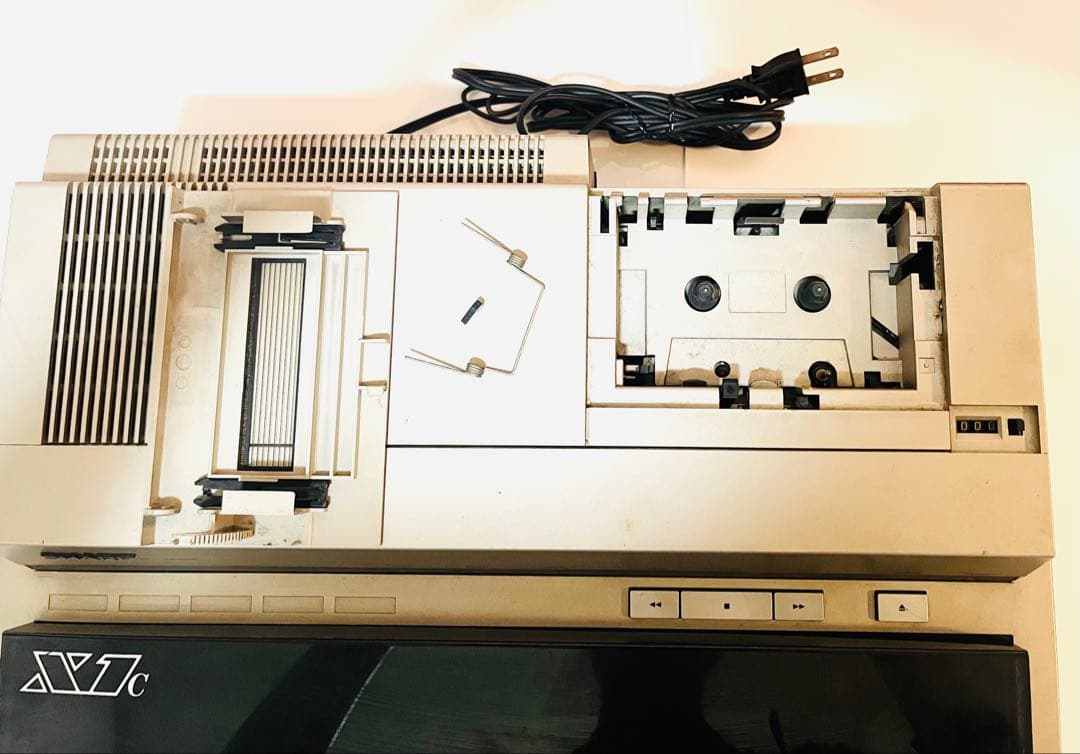 (データレコーダー不良ジャンク品）SHARP パソコンテレビX1 CZ-803C