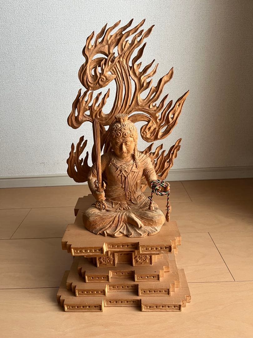 木製仏像 高さ約45cm